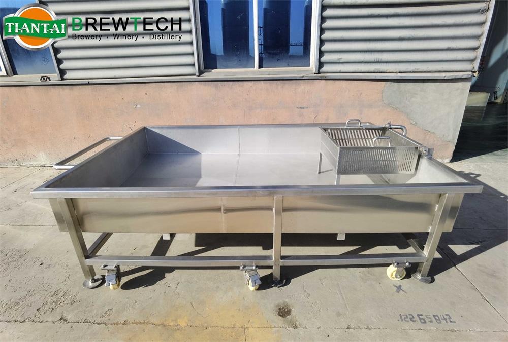 Brew Lambic beer, Tiantai beer brewing system, brewery equipment, brewhouse, beer fermenter tank, brewery brew system, microbrewery machinery, beer brewing machine, beer making kit, craft beer brewing device